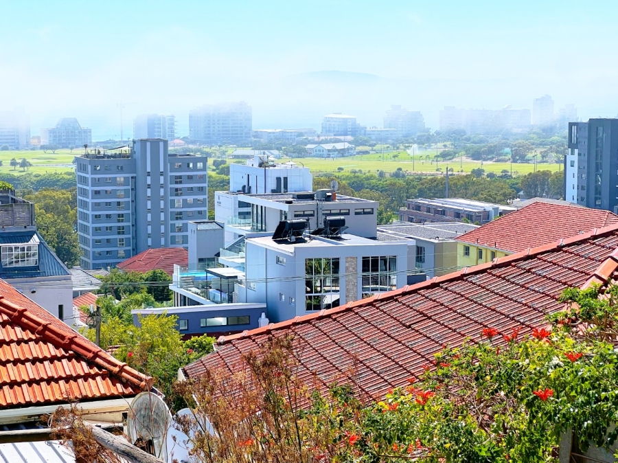 To Let 1 Bedroom Property for Rent in Green Point Western Cape
